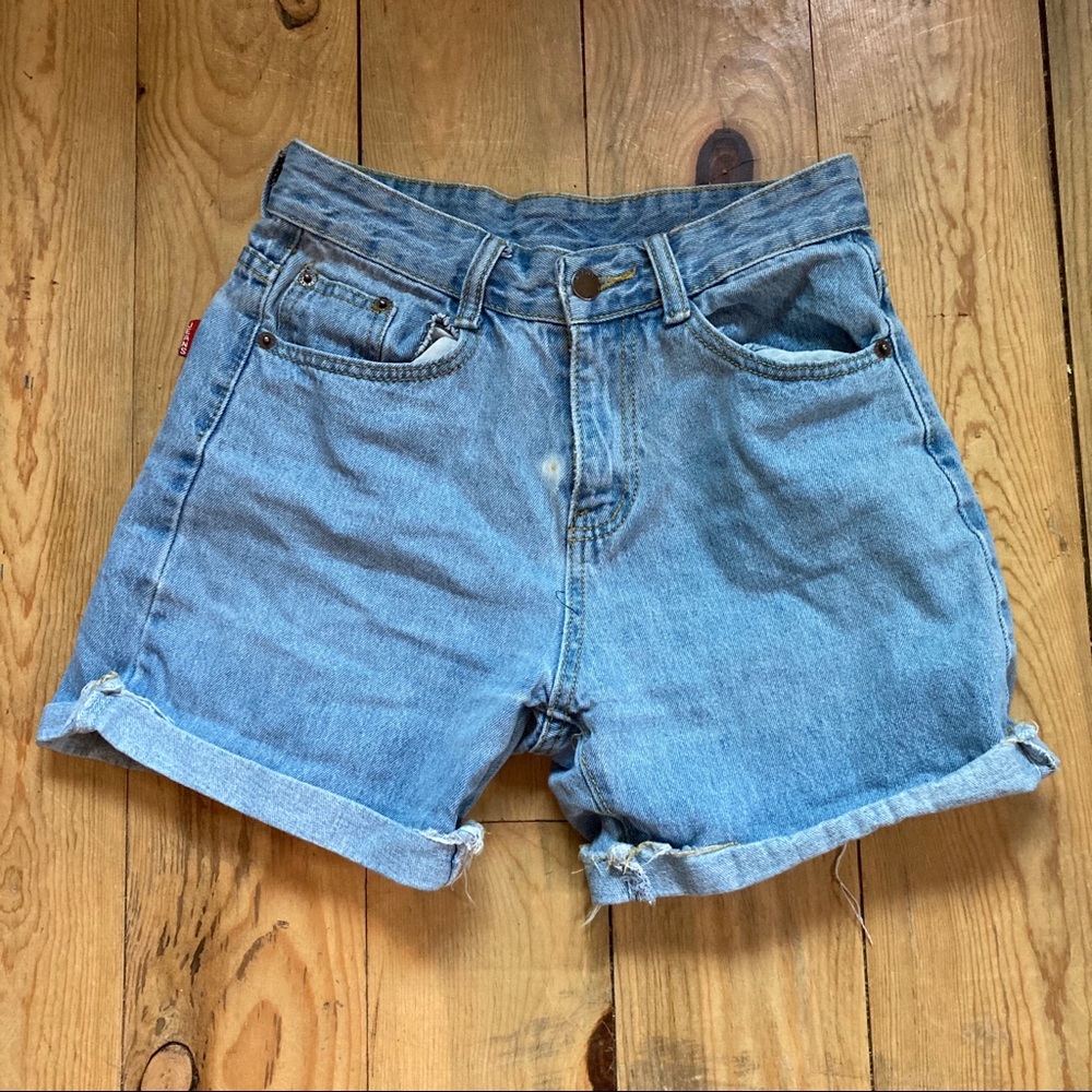 Falmer heritage jean shorts high rise